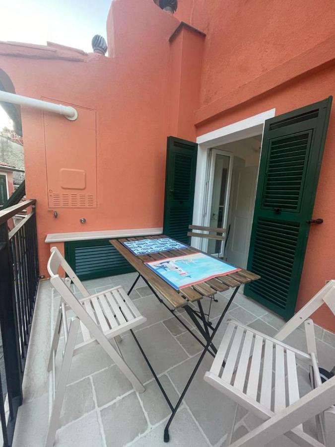 Suite Ventidue - Fronte Mare Lerici Kültér fotó
